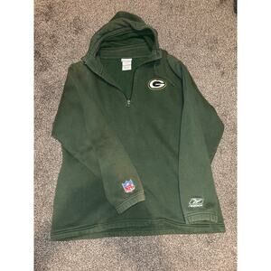 Vintage Green Bay packers hoodie made by Reebok size large has zip hoodie